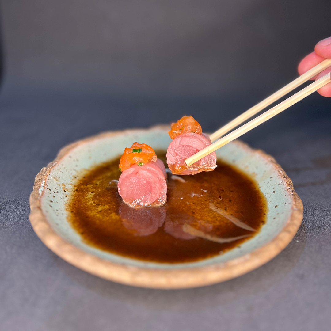 Atum salmão e molho 360